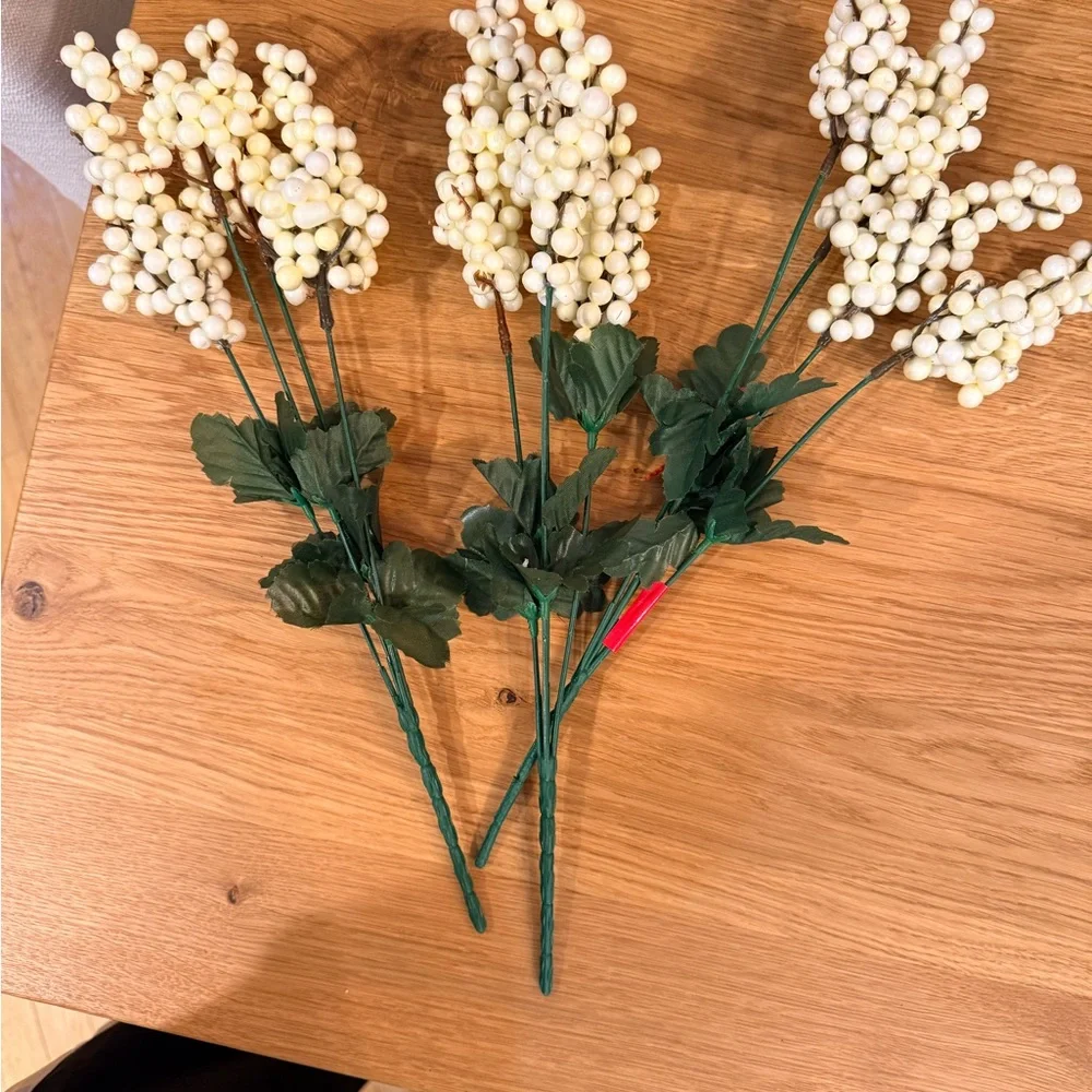 Cream Berry Artificial Floral Stems